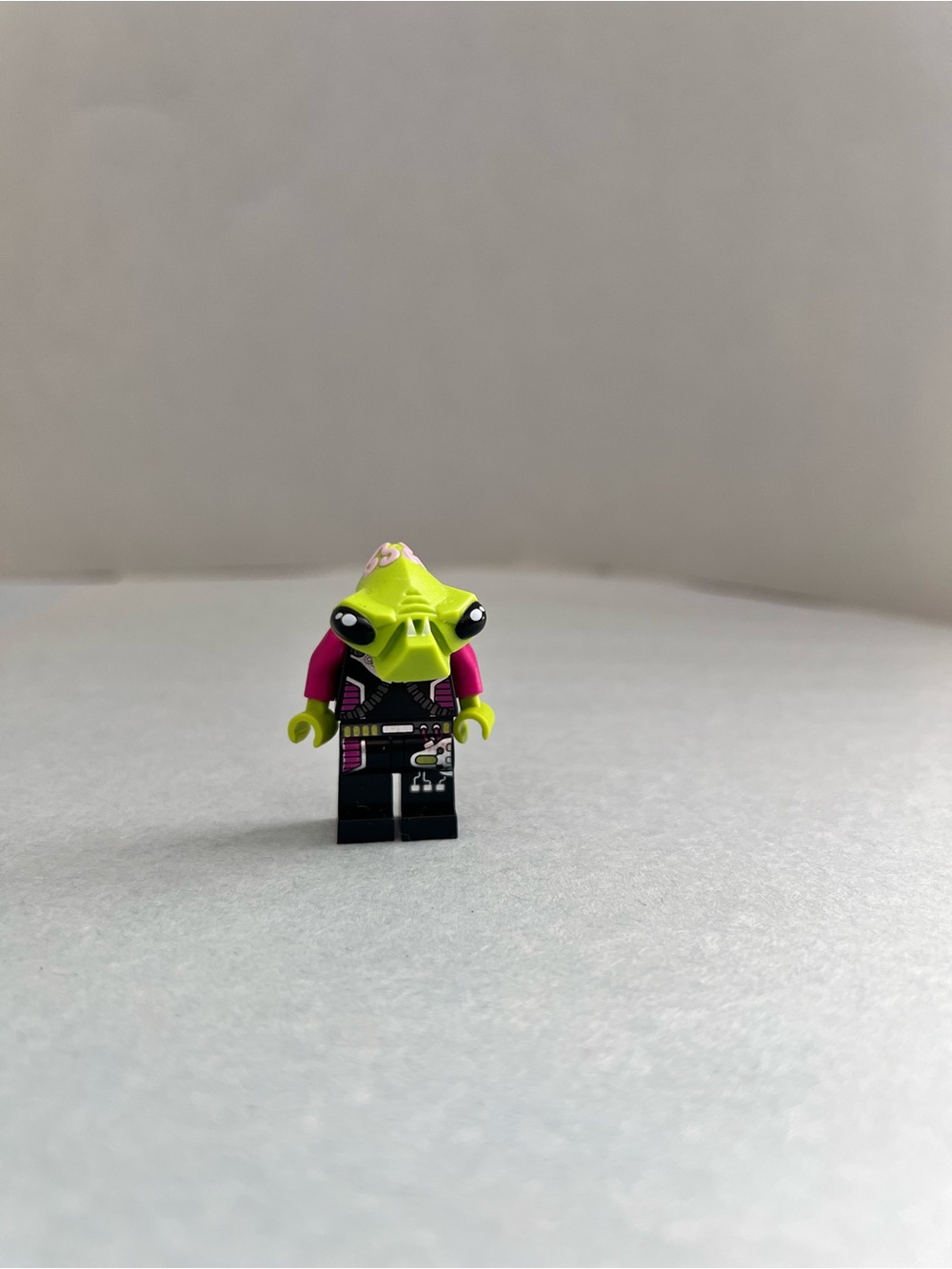 LEGO Space Alien Pilot Minifigure